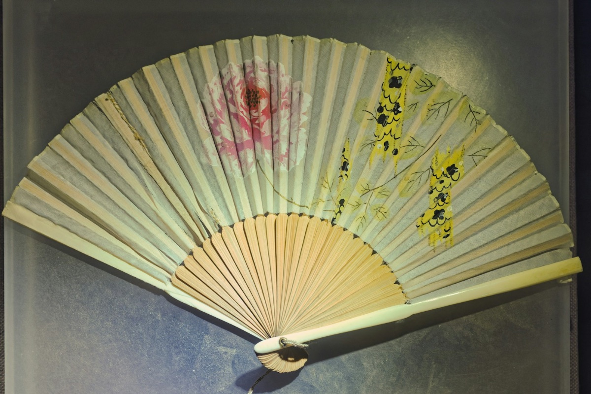 飯盛神社の餅踏みの服装と持ち物｜夏は扇子やハンディ扇風機があると便利